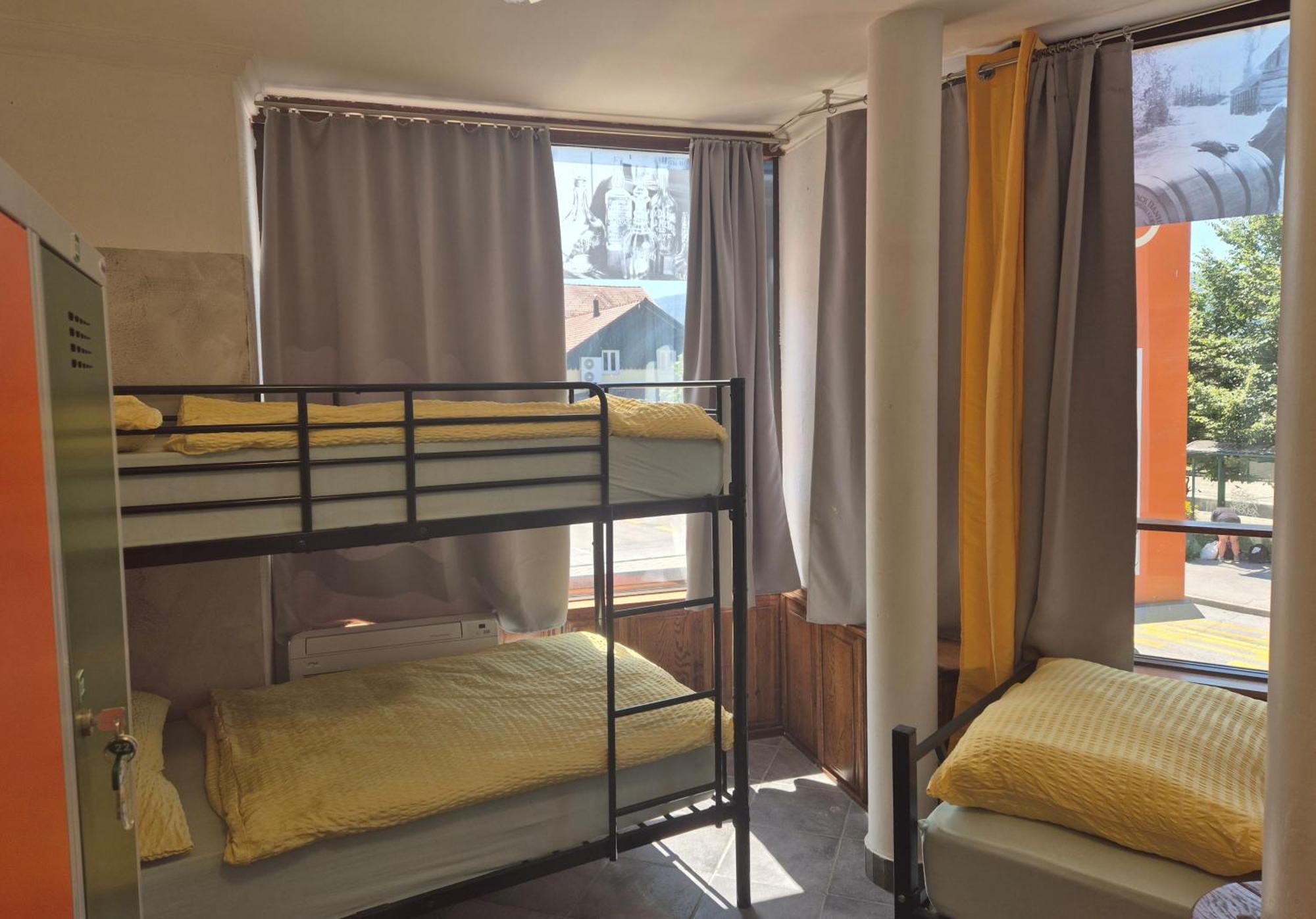 Bled Lesce Station Rooms And Beds Exterior photo